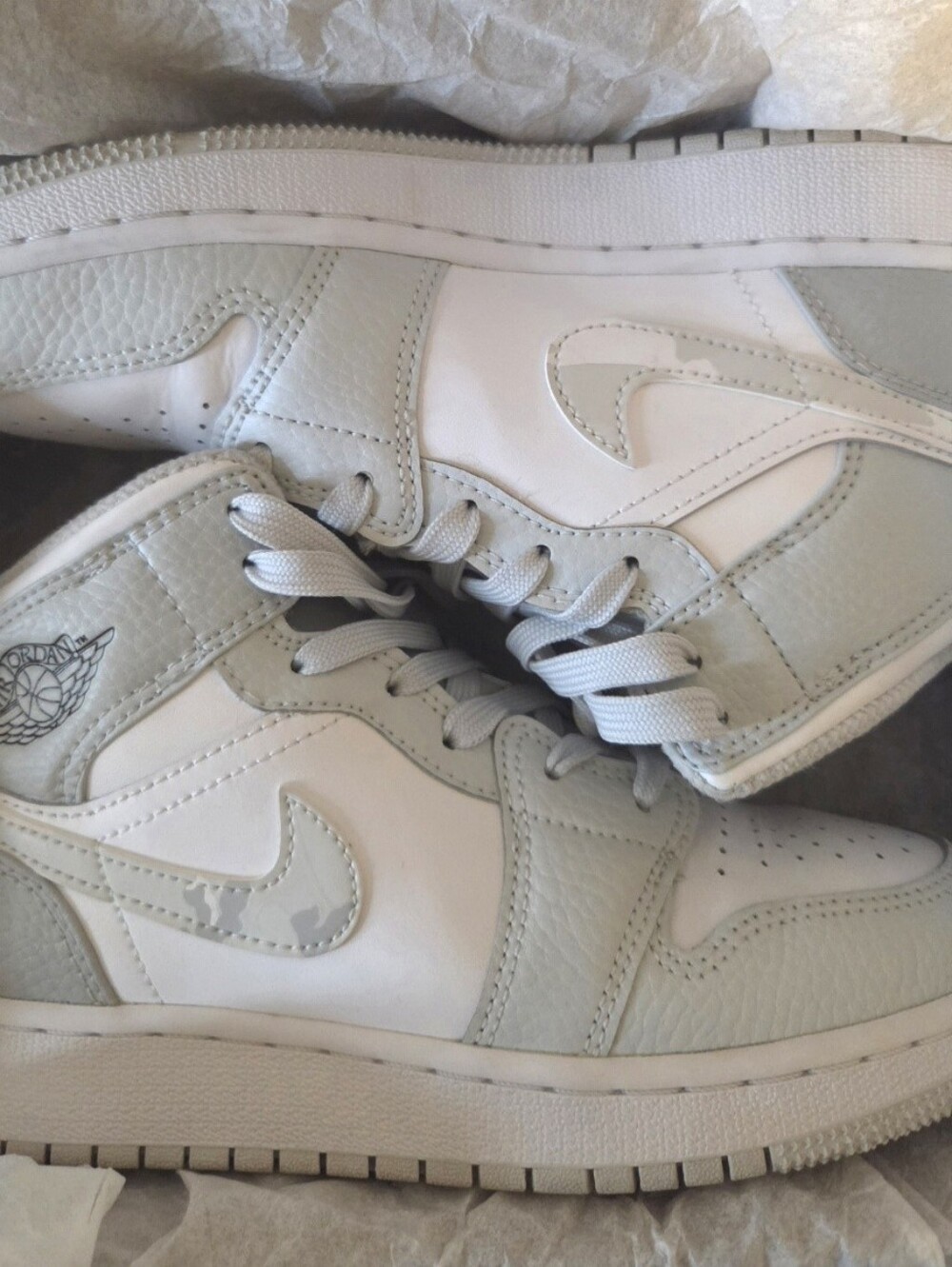 Air Jordan 1 Mid Grey Camo sz 5y